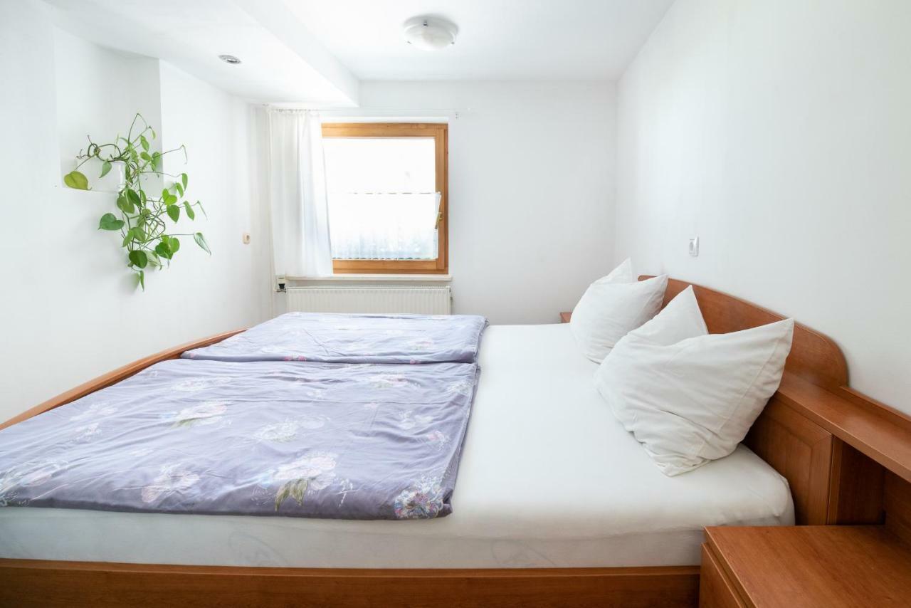 Mateja House - Apartments In Zirovnica Rodine Extérieur photo